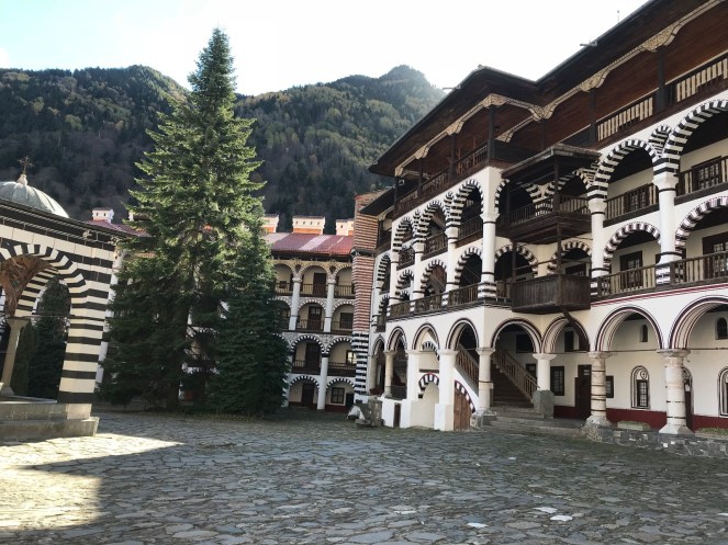 b727eb3e-62b7-49f0-85ca-4ea6b6a90ed8